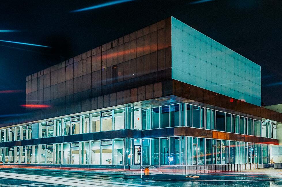 Vendsyssel Teater sikrer moderne kultur Hjørring om aftenen